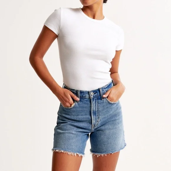 Abercrombie high rise dad shorts in medium - Picture 4 of 7